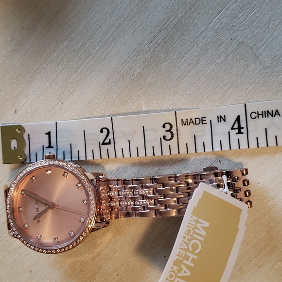 NWT MK rose gold watch. Faux diamonds as numbers& circle. Send offer - Picture 8 of 8